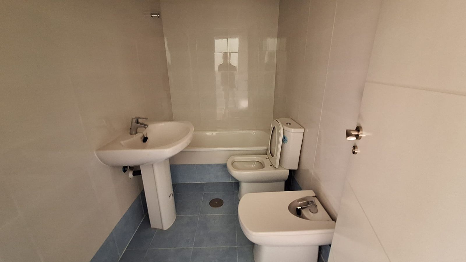 45d2f51ab6f1e26c057089fe81ec5242 - 14