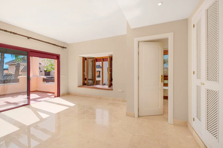 474641faf0695dbd9040aa2c1c0bec49 - 8