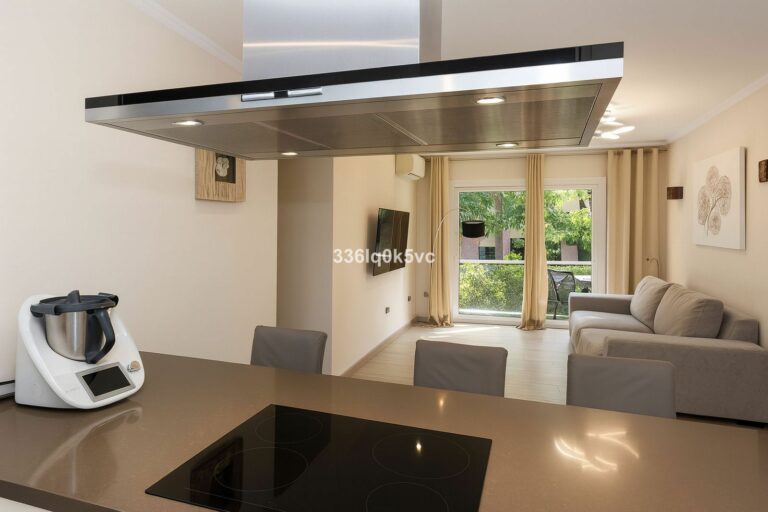 49b3344587fa662f466e98f9007ad4da - 9