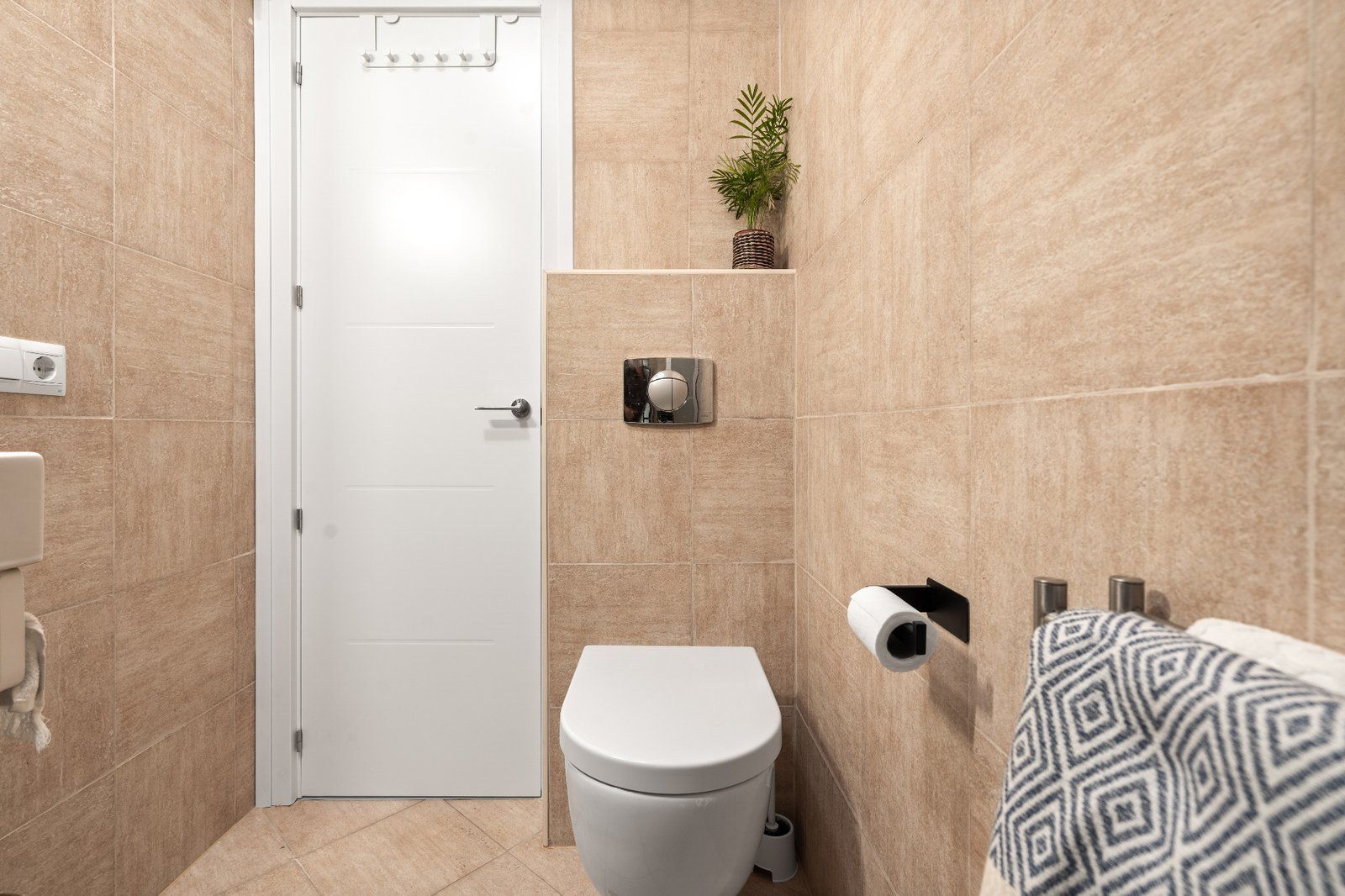 4c5d3c91bd56ba968f511f92ee700187 - 13