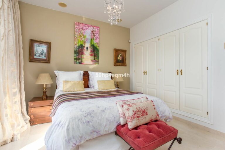 4ef9aef166e1e34b1e0249498b2033c7 - 9