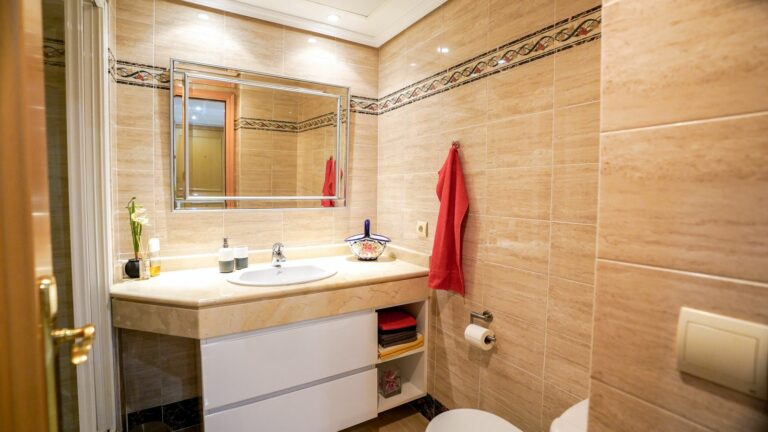 5498168d287fa7f8bd0c56db36d65820 - 16