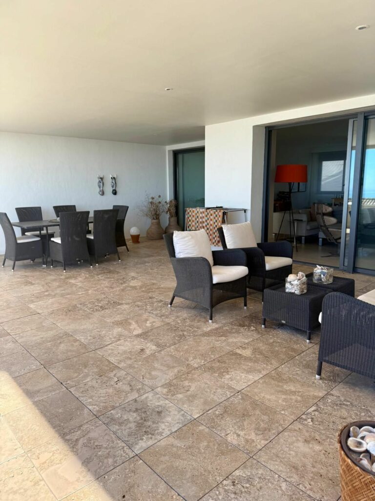 557c2234183a16f13d66288ea2604d26 - 14