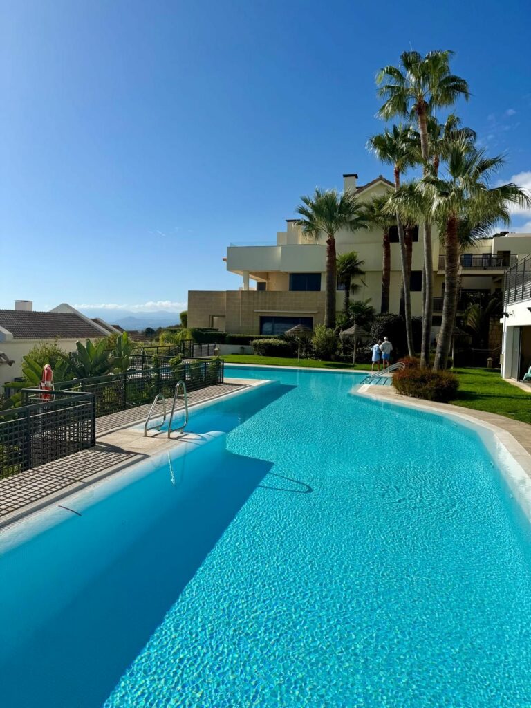 557c2234183a16f13d66288ea2604d26 - 4