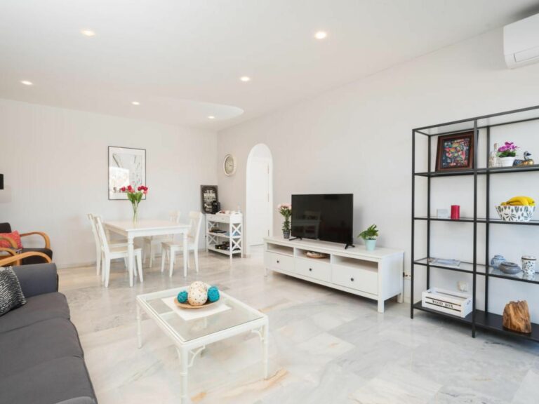 59aa24b6cb4542e1f9fa54dec64c38c3 - 4