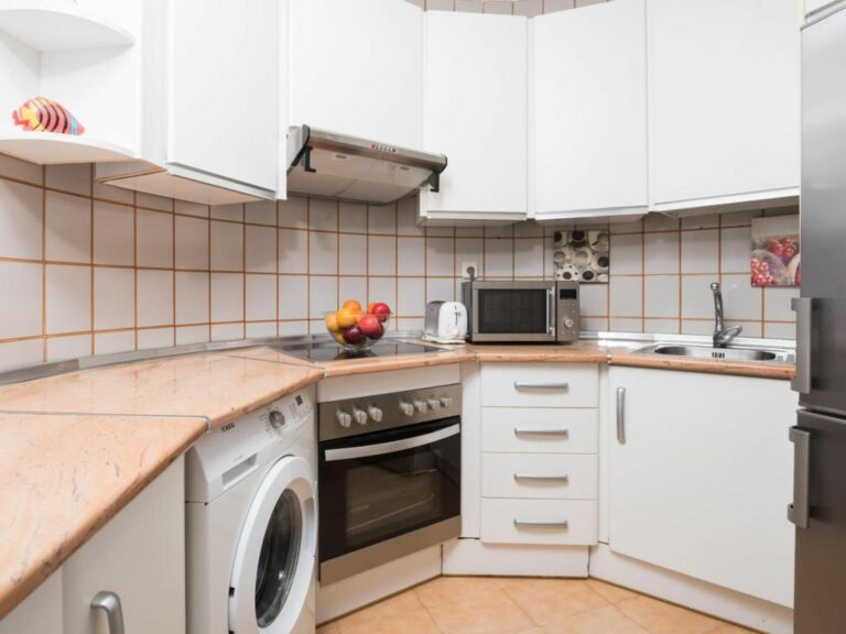 59aa24b6cb4542e1f9fa54dec64c38c3 - 6