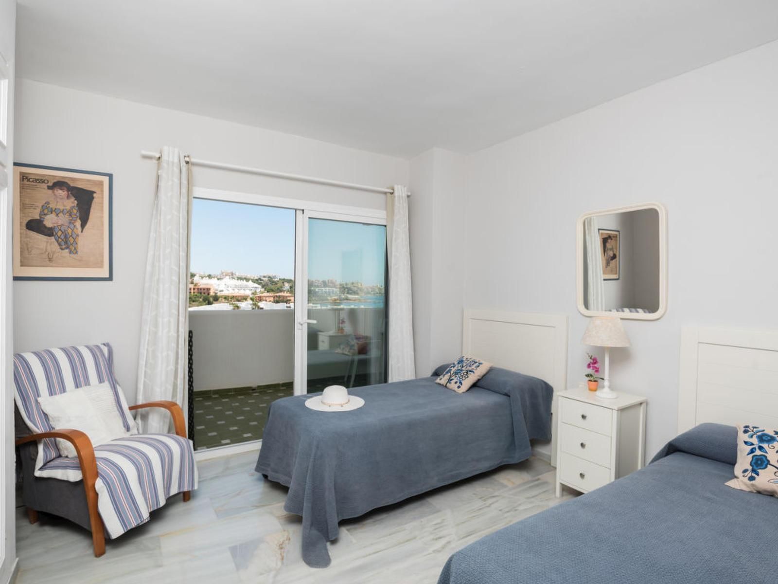 59aa24b6cb4542e1f9fa54dec64c38c3 - 7