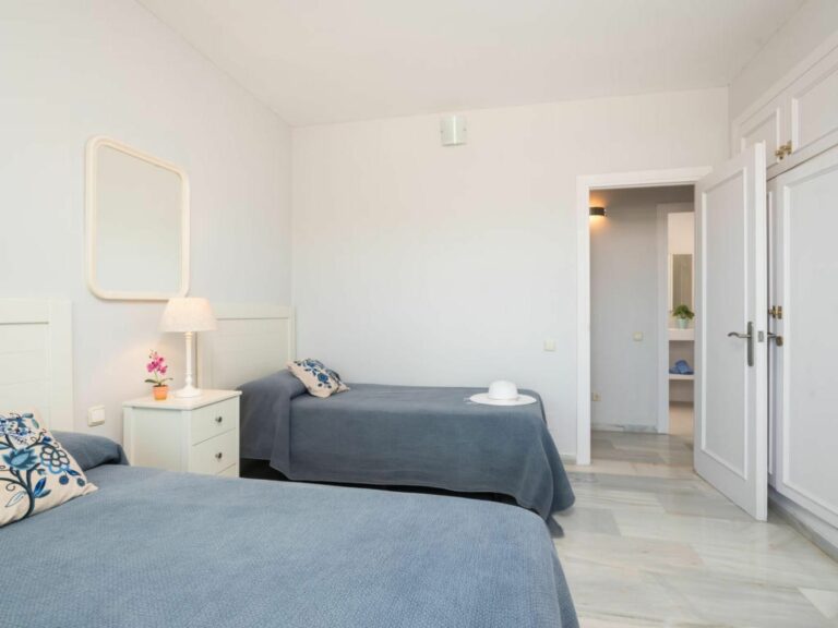 59aa24b6cb4542e1f9fa54dec64c38c3 - 8