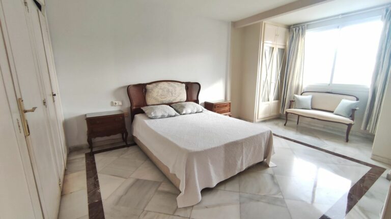 59ef32b742b0284ed54c0e94a284a9de - 12