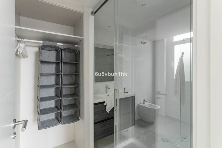 5a33bb469e6742f6cb649feea9f8b1c9 - 16