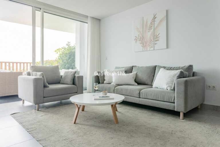 5a33bb469e6742f6cb649feea9f8b1c9 - 3