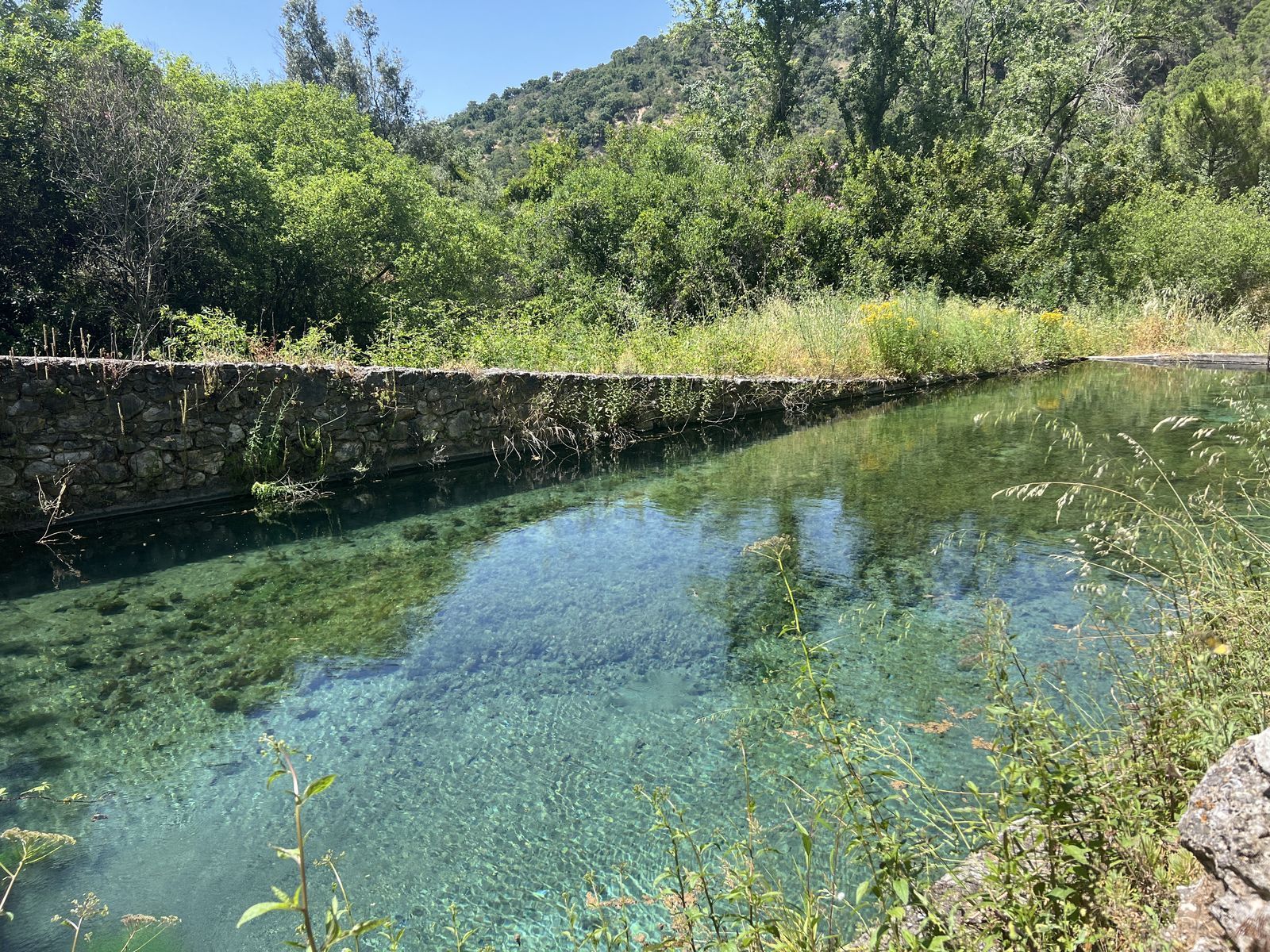 5ad2ee9653812f710339e2455e595387 - 11