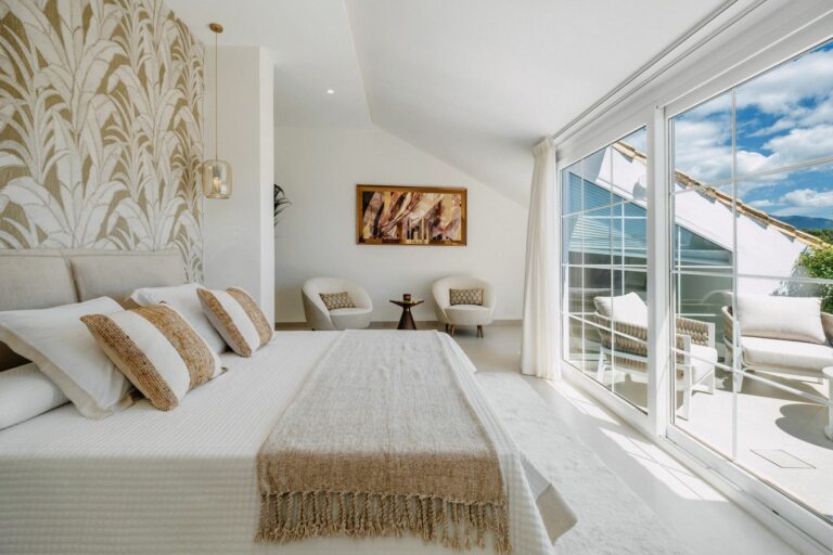 5d2952608845b707aa60541b7d23c28d - 12