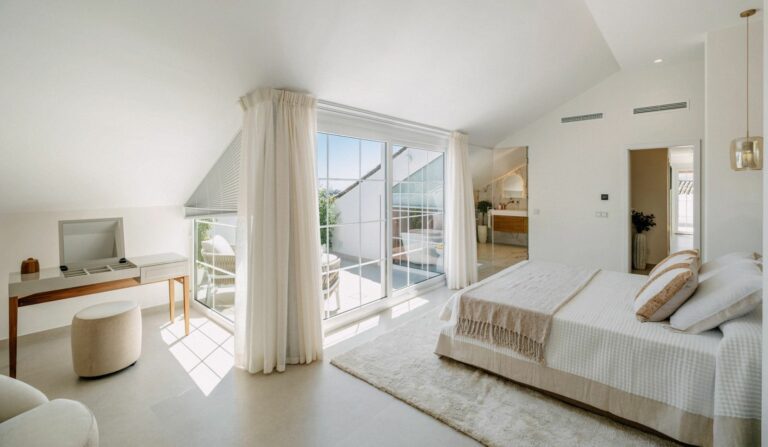 5d2952608845b707aa60541b7d23c28d - 8