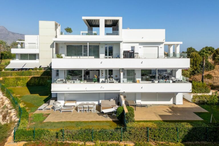 5fd5a30eab04f96e988759f64043f067 - 1