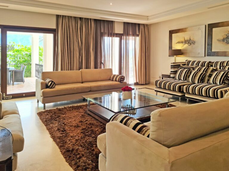 62a2f3ccfccdb44ffc38234a73e7ee9c - 15