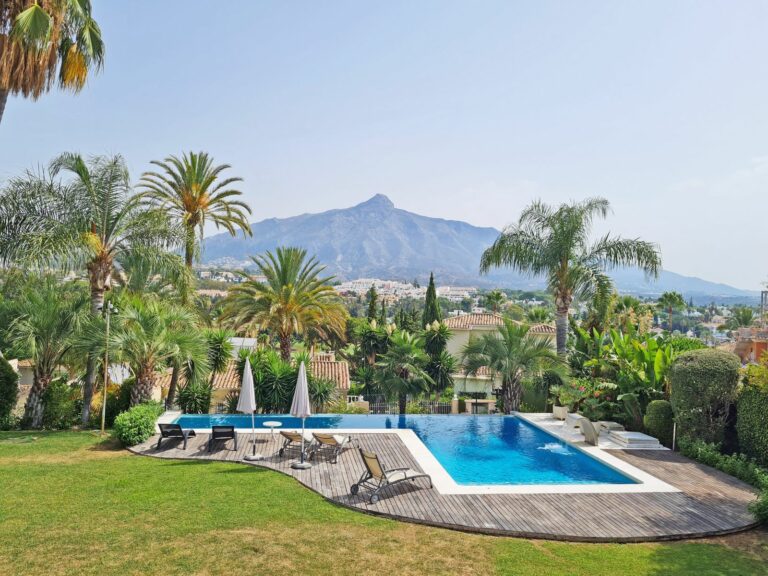 62a2f3ccfccdb44ffc38234a73e7ee9c - 3