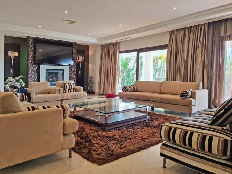 62a2f3ccfccdb44ffc38234a73e7ee9c - 4