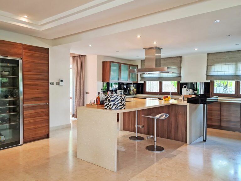 62a2f3ccfccdb44ffc38234a73e7ee9c - 5