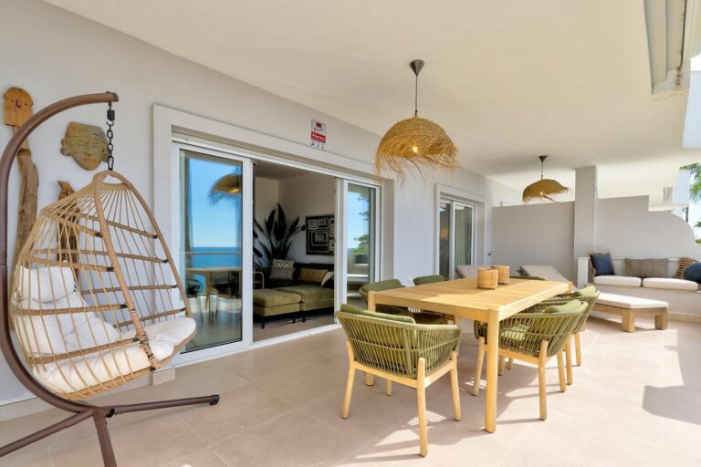 64479a8e61ef6177fcfcf4bced482a0a - 3