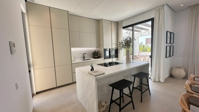 645912078fdee914408722ebd7c14054 - 2