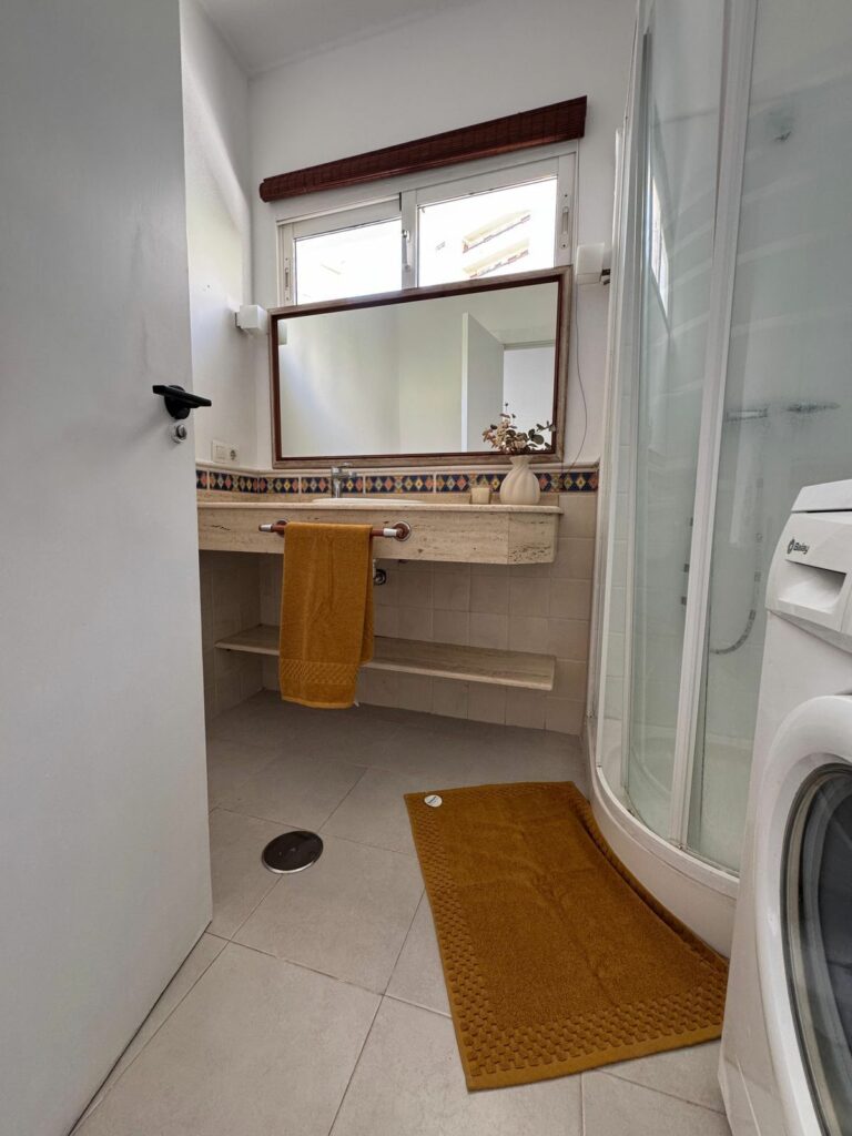 649c1b03428e2f5d89c67b05e57ead7e - 11