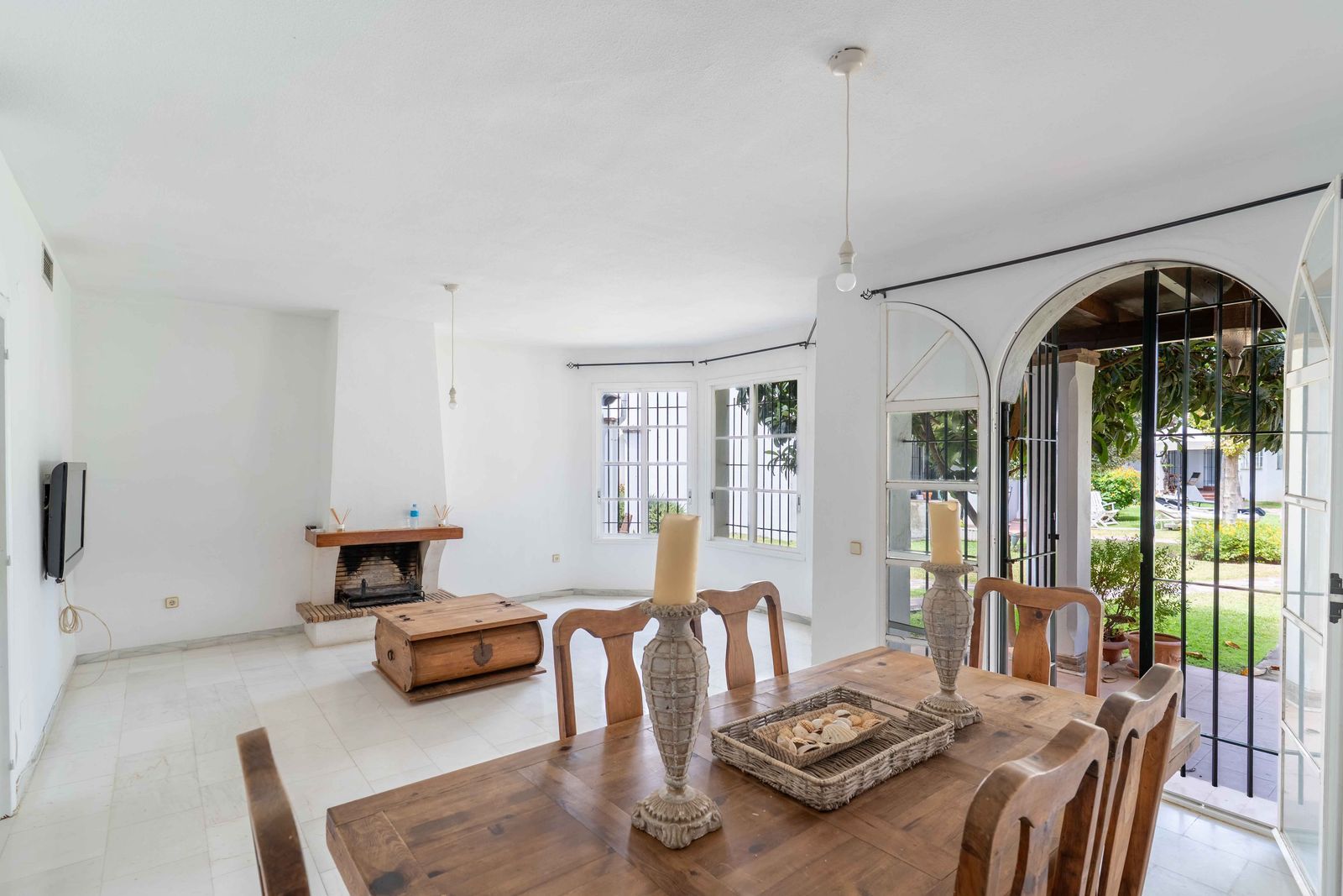 6500d7e5bf5463d9ca0bf589202b15ed - 10