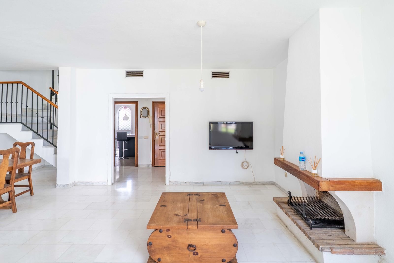 6500d7e5bf5463d9ca0bf589202b15ed - 12