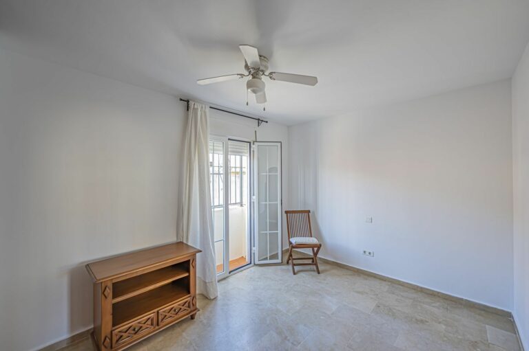 65f370d5c3a36a1f85524a65f7cffbf8 - 10