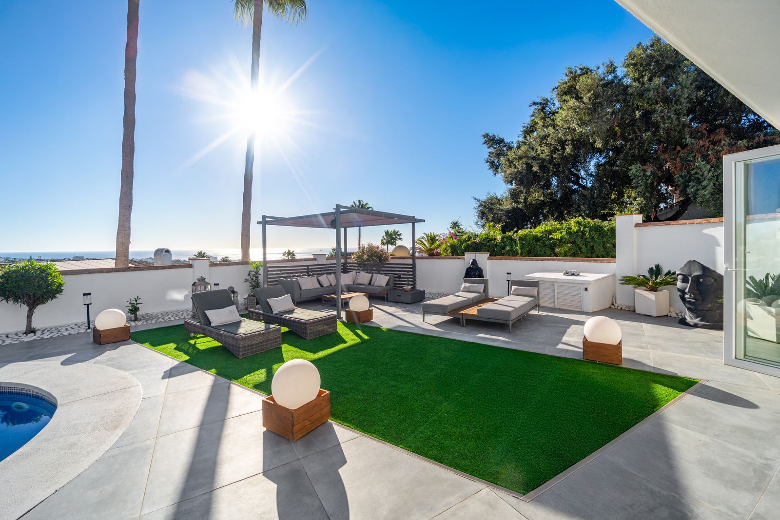 683541e3ddf4418182d6446045533a02 - 11