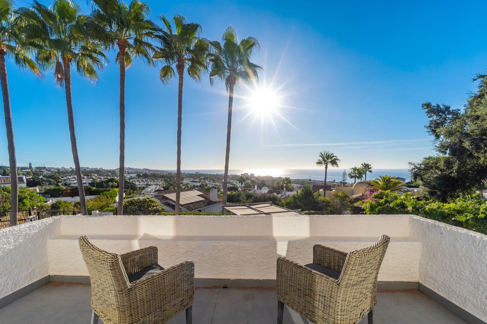 683541e3ddf4418182d6446045533a02 - 15