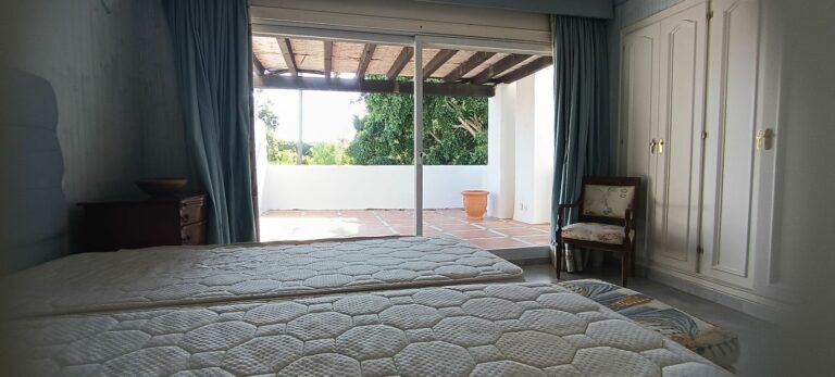 6a261722ce517e93366b0d5372d2a605 - 14