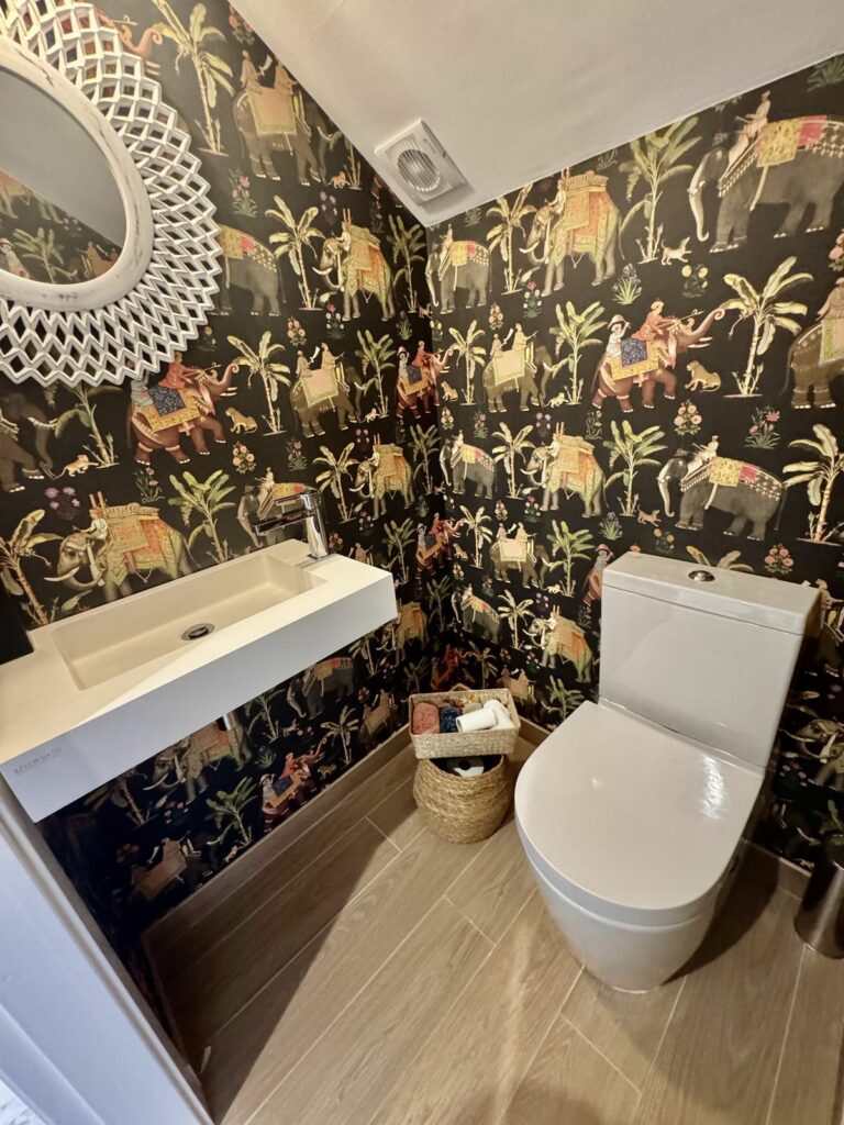 6b0ee2b1c6be9c287d0c703d361db4ae - 12