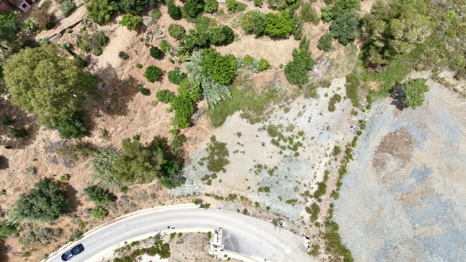 6d468eded8e27b8e4ba8d02121b2ec1b - 14