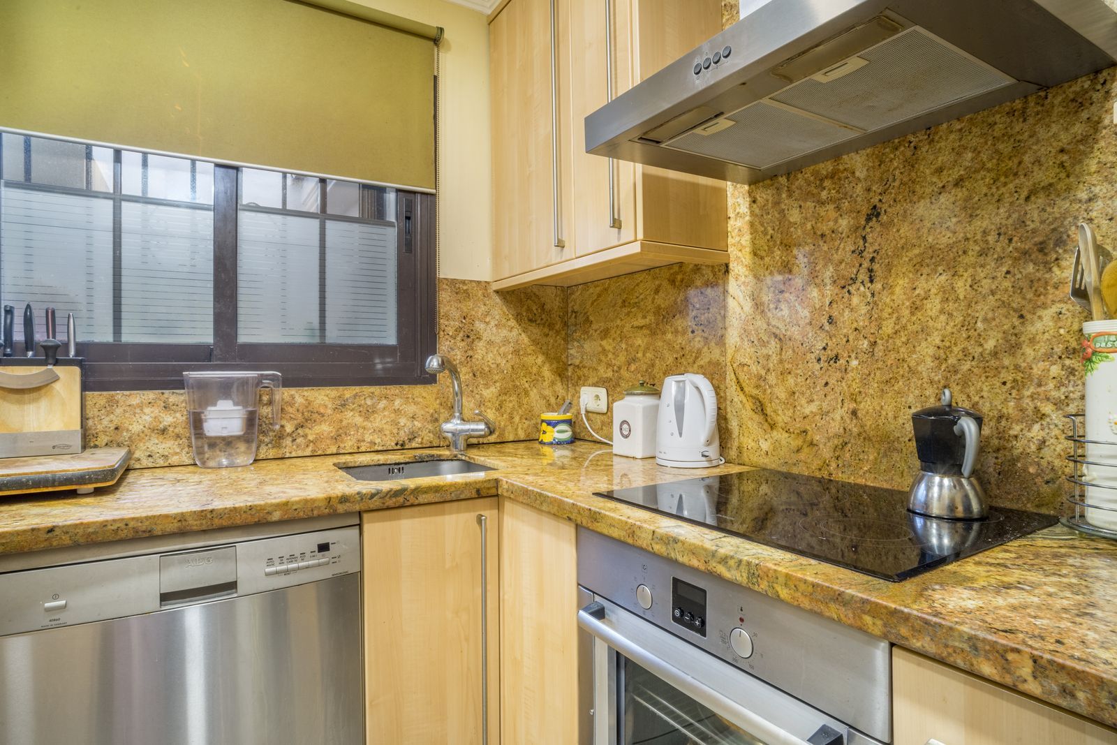 6f5d65cb7539737e50ba95b8c9a757c5 - 10