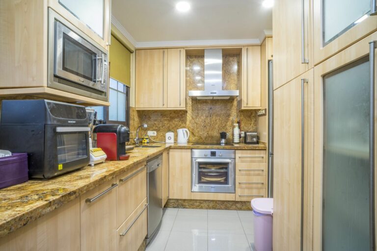 6f5d65cb7539737e50ba95b8c9a757c5 - 12