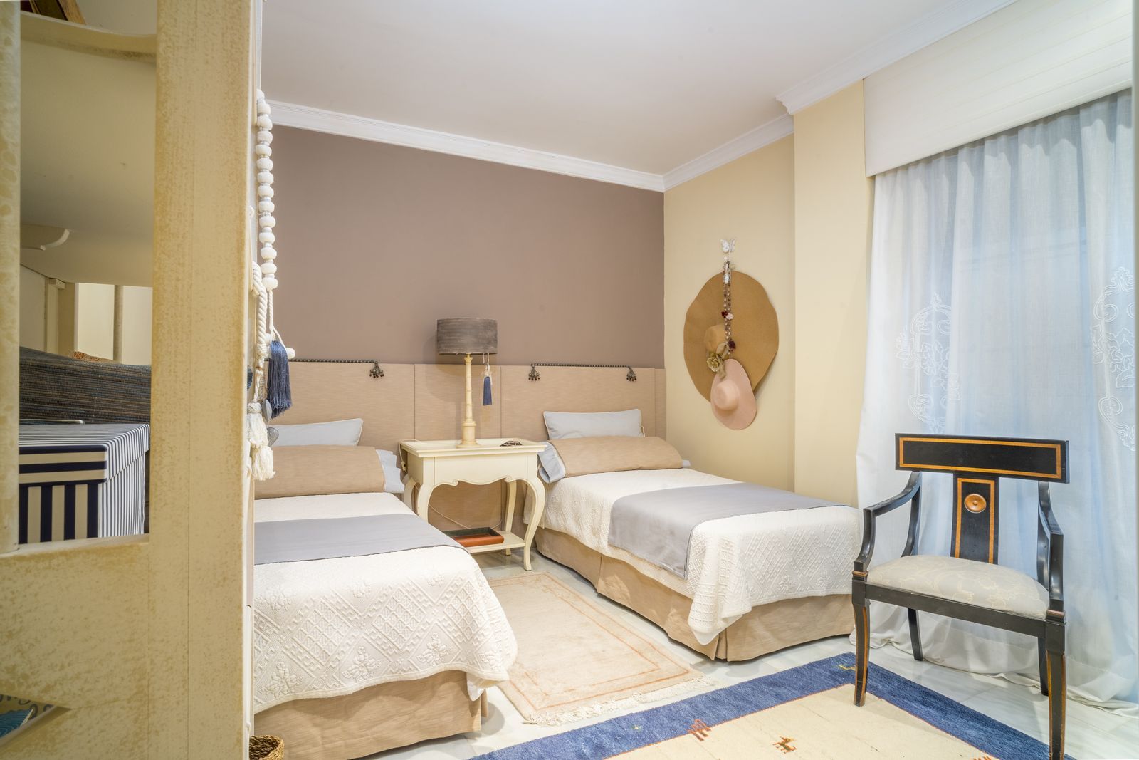 6f5d65cb7539737e50ba95b8c9a757c5 - 14