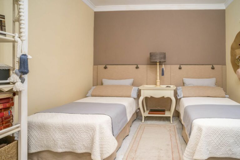 6f5d65cb7539737e50ba95b8c9a757c5 - 15