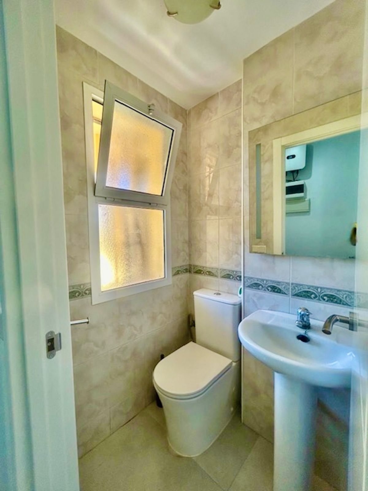 6fbd88cb007c55e8ba53c737de61f6bb - 8