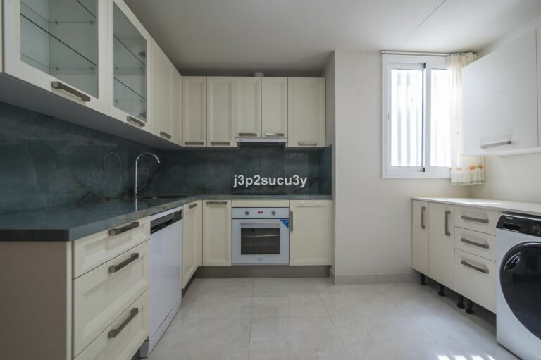 710771a01e75e6a95882e8dfdbdb97e6 - 13