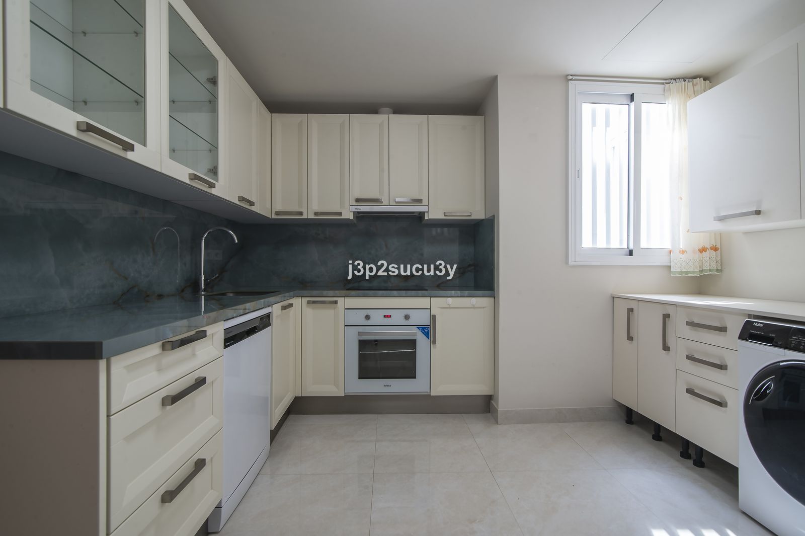 710771a01e75e6a95882e8dfdbdb97e6 - 13