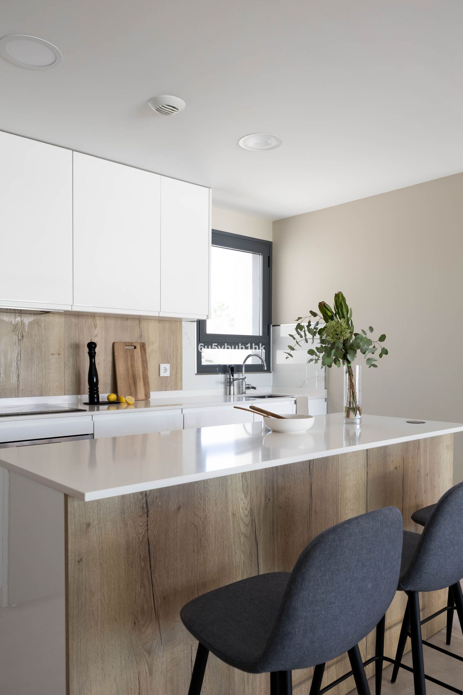 7685f719852bf57fbd0757bb789da733 - 10