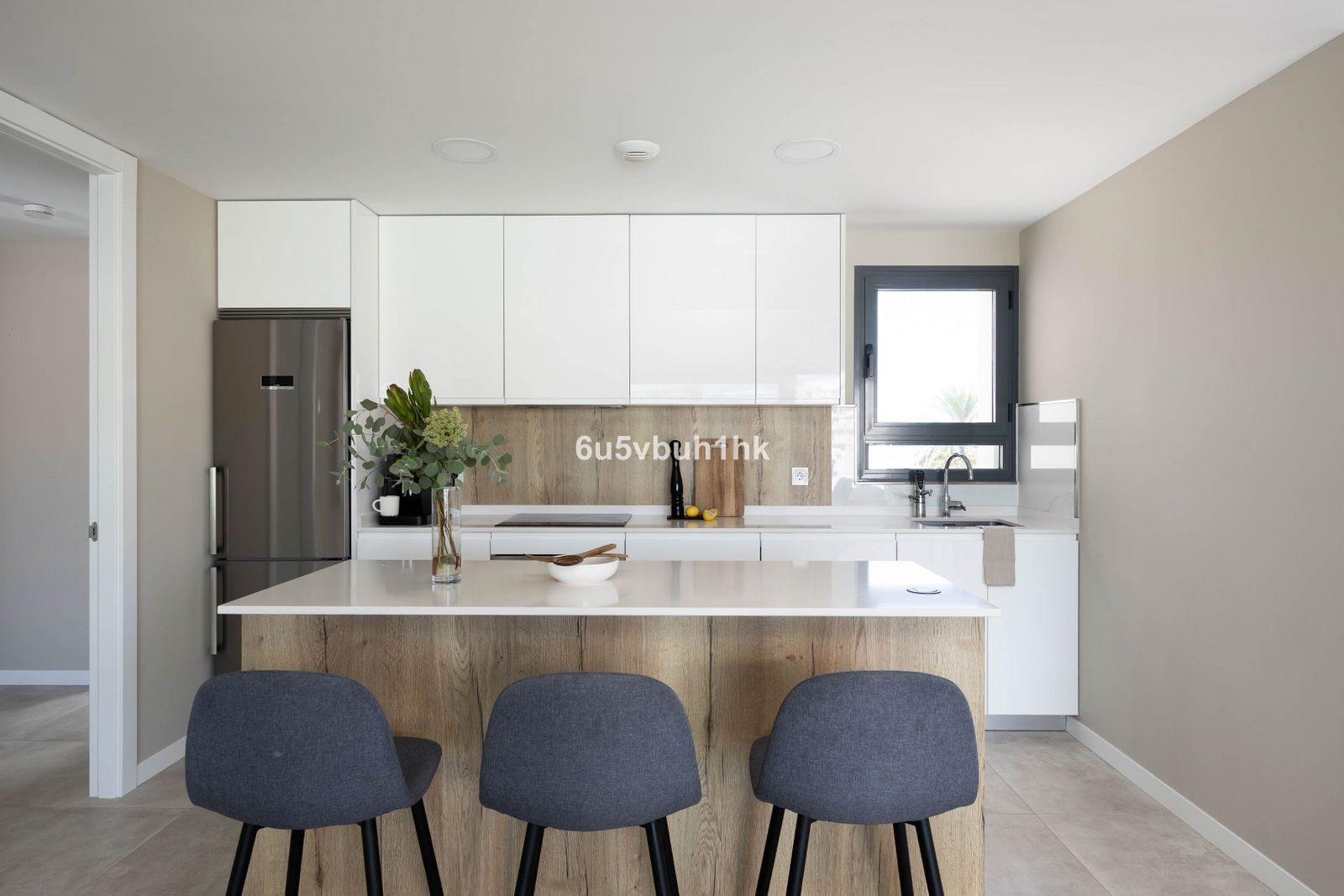 7685f719852bf57fbd0757bb789da733 - 9