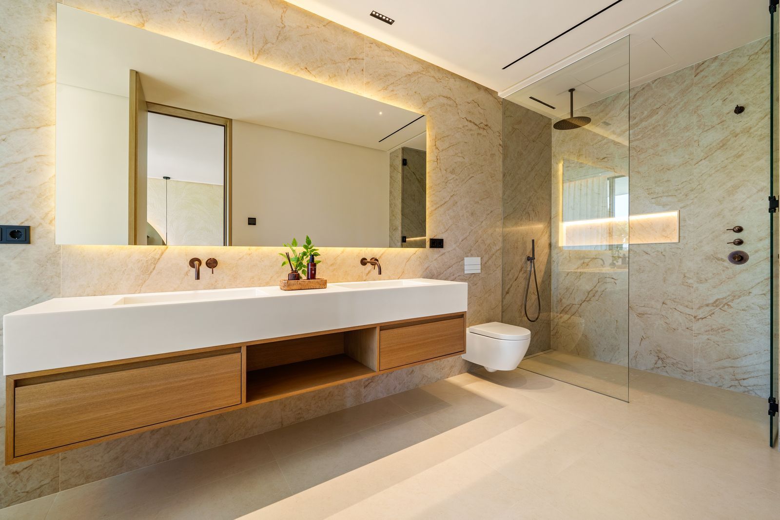 77a1e163e41b2b047e0436b32dbbcf2a - 12