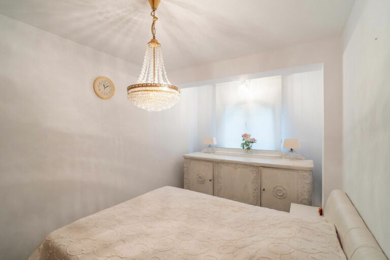 79dd2182d5c4e59ab93500df85148861 - 13