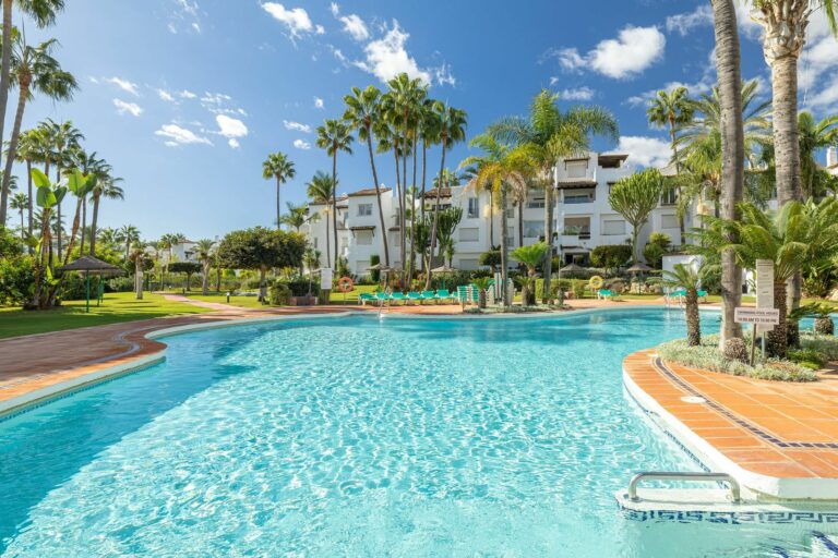 7e835a6032bbd2098a50f714e98a3cb5 - 11