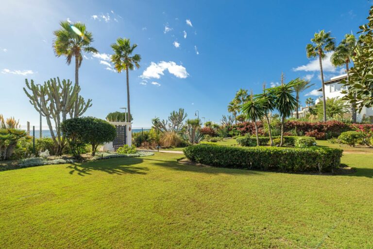 7e835a6032bbd2098a50f714e98a3cb5 - 12