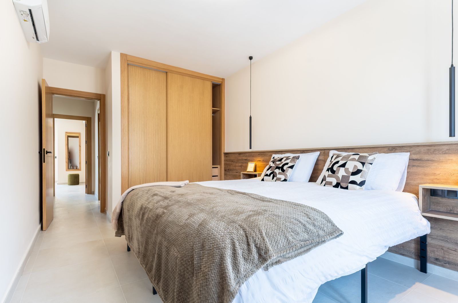 7f8196baab1189329414f4aa9d33a7d4 - 13