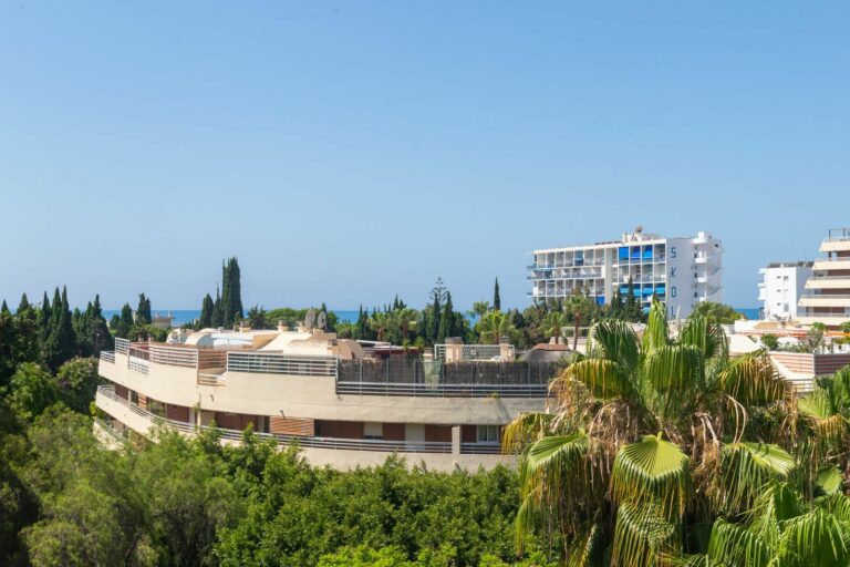 809f54404ddbc5515c5765fcb1413be6 - 15