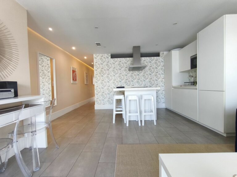 81c5cfc9f08ad57c9786c8106b5a388f - 4